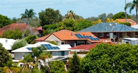 Twenty-Five Years of Rooftop Solar: Who were the Pioneers?
